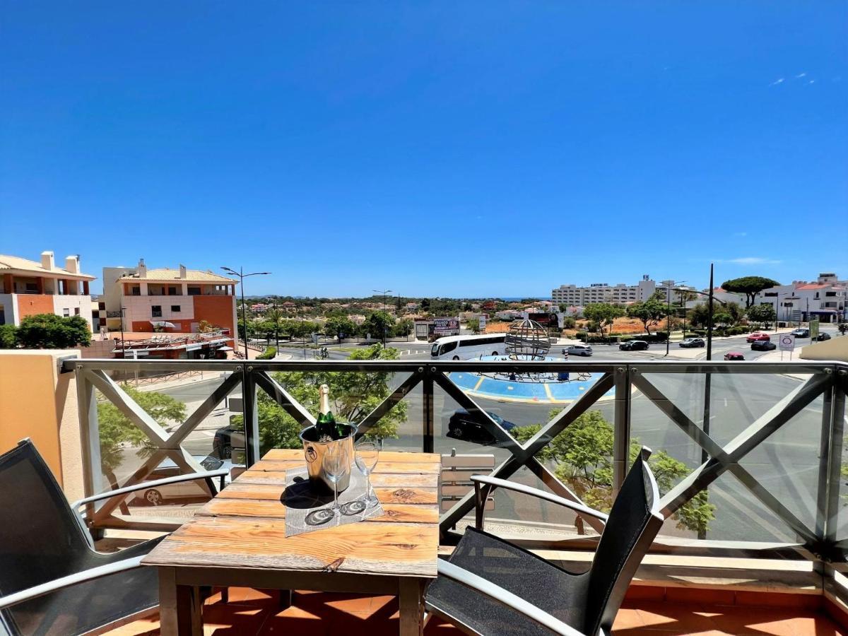 Modern 2 With Pool By Homing Appartement *